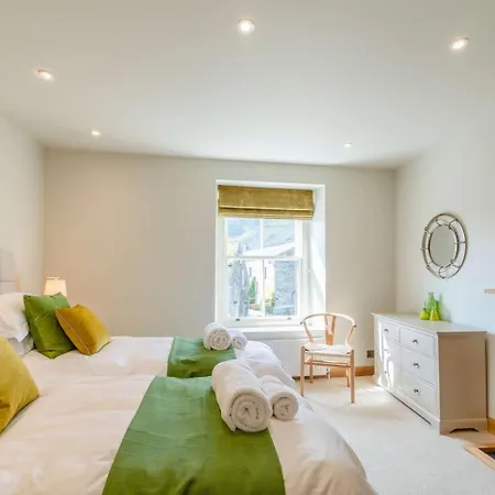 3 Bed In Skipton Oc-82417 *